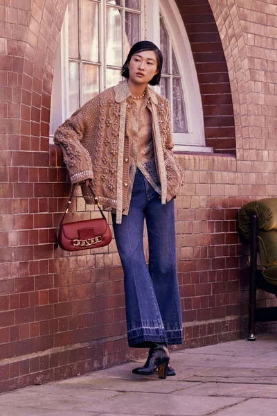 Look 32
